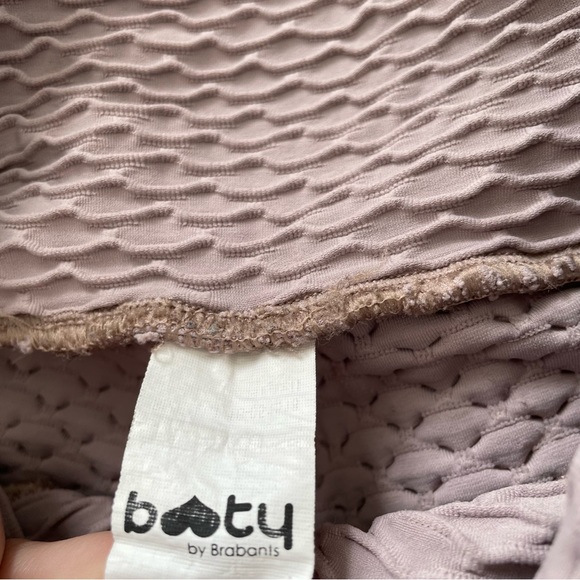 Booty By Brabants - Picture 6 of 7